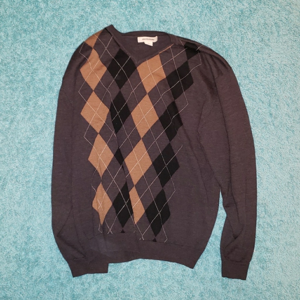 Black and brown argyle sweater